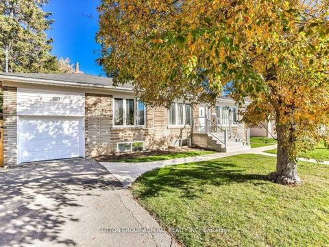 Photo 2 at 17 Dorchester Drive, Clanton Park, Toronto