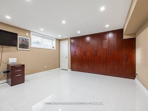 Photo 30 at 17 Dorchester Drive, Clanton Park, Toronto