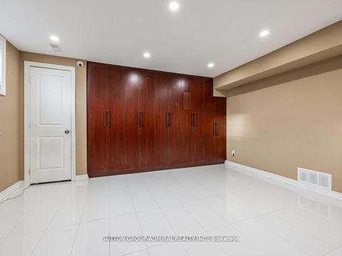Photo 31 at 17 Dorchester Drive, Clanton Park, Toronto