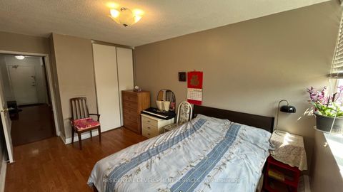 Photo 15 at 201 - 2050 Bridletowne Circle, L'Amoreaux, Toronto