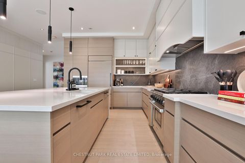 Photo 7 at 2 Marchwood Drive, Westgate, Toronto