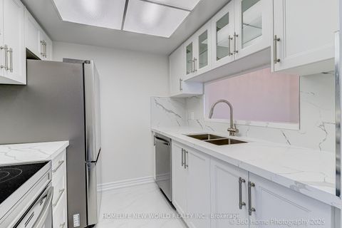 Photo 17 at 1006 - 2550 Lawrence Avenue, Dorset Park, Toronto