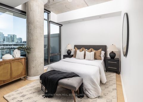Photo 11 at 1014 - 560 King Street W, Waterfront Communities C1, Toronto