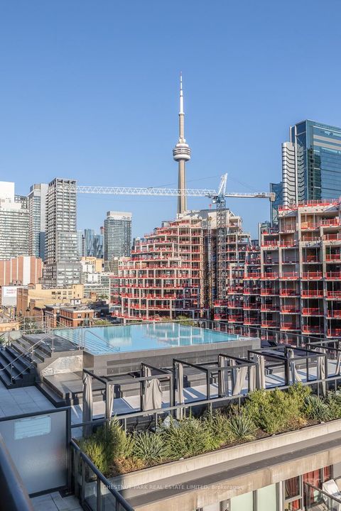 Photo 22 at 1014 - 560 King Street W, Waterfront Communities C1, Toronto