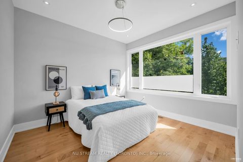 Photo 26 at 4 Westbourne Avenue, Birchmount, Toronto