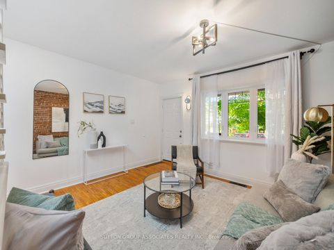 Photo 3 at 35 Roseheath Avenue, Woodbine Corridor, Toronto