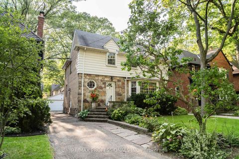 Photo 3 at 6 Princeton Road, Kingsway South, Toronto