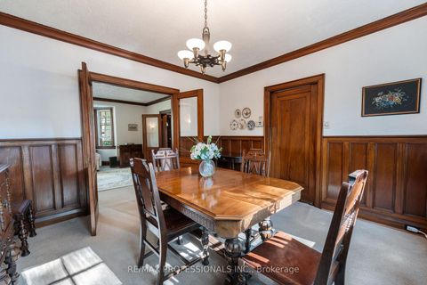 Photo 14 at 6 Princeton Road, Kingsway South, Toronto