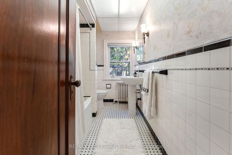 Photo 28 at 6 Princeton Road, Kingsway South, Toronto
