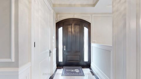 Photo 1 at 19 Parker Avenue, Oak Ridges, Richmond Hill