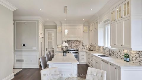 Photo 11 at 19 Parker Avenue, Oak Ridges, Richmond Hill