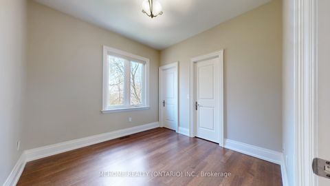 Photo 31 at 19 Parker Avenue, Oak Ridges, Richmond Hill