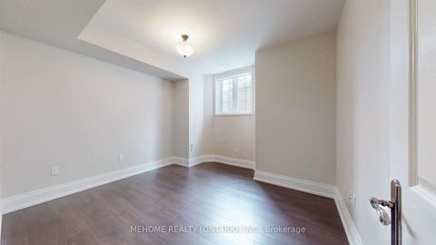 Photo 37 at 19 Parker Avenue, Oak Ridges, Richmond Hill
