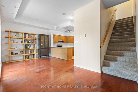 Photo 10 at 205 - 205 Wellesley Street E, South St. James Town, Toronto