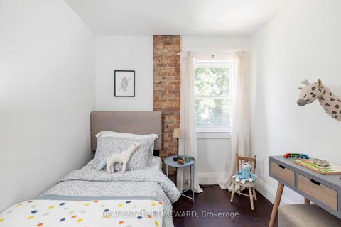 Photo 20 at 27 Normandy Boulevard, Woodbine Corridor, Toronto