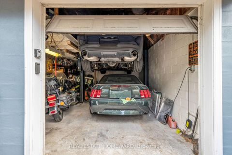 Photo 31 at 27 Normandy Boulevard, Woodbine Corridor, Toronto