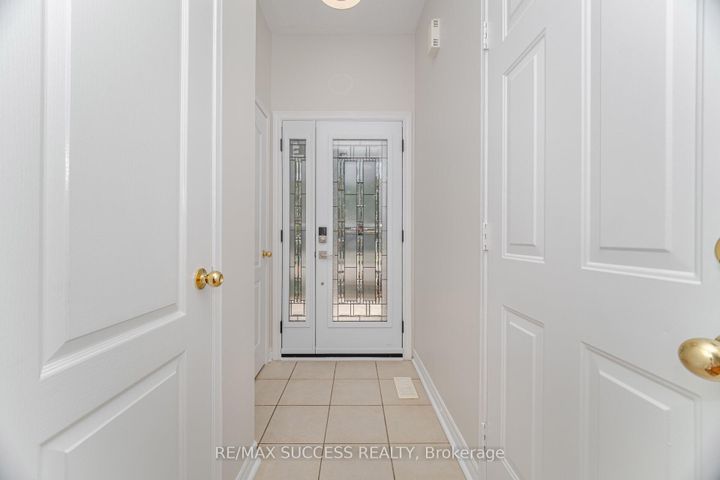 Photo 5 at 3570 Southwick Street, Churchill Meadows, Mississauga