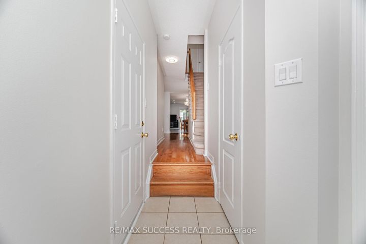 Photo 6 at 3570 Southwick Street, Churchill Meadows, Mississauga