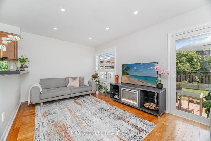 Photo 15 at 3570 Southwick Street, Churchill Meadows, Mississauga