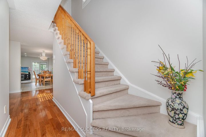 Photo 18 at 3570 Southwick Street, Churchill Meadows, Mississauga