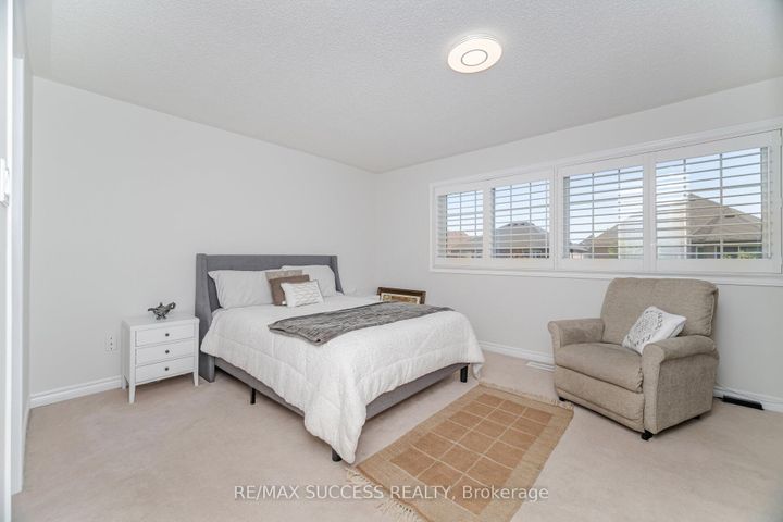 Photo 20 at 3570 Southwick Street, Churchill Meadows, Mississauga