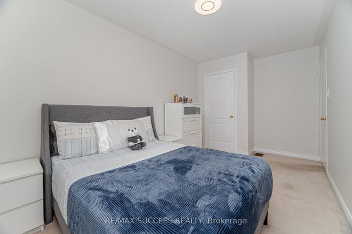Photo 27 at 3570 Southwick Street, Churchill Meadows, Mississauga