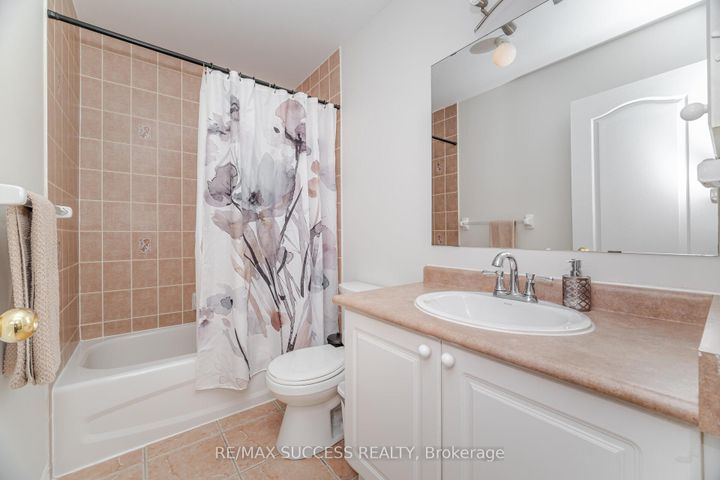 Photo 30 at 3570 Southwick Street, Churchill Meadows, Mississauga
