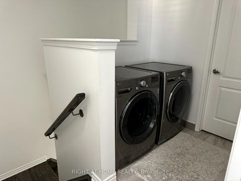 Photo 8 at 72 Ayers Crescent, Birchmount, Toronto