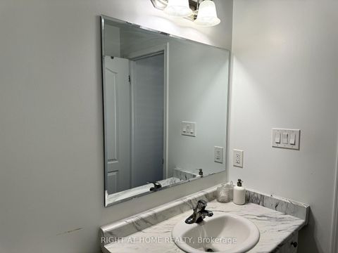 Photo 10 at 72 Ayers Crescent, Birchmount, Toronto