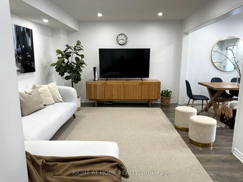 Photo 15 at 72 Ayers Crescent, Birchmount, Toronto