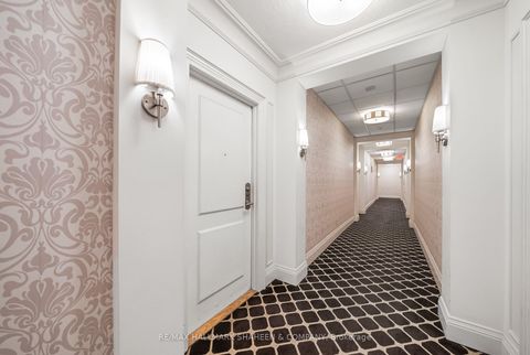 Photo 12 at Ph17 - 25 Greenview Avenue, Newtonbrook West, Toronto