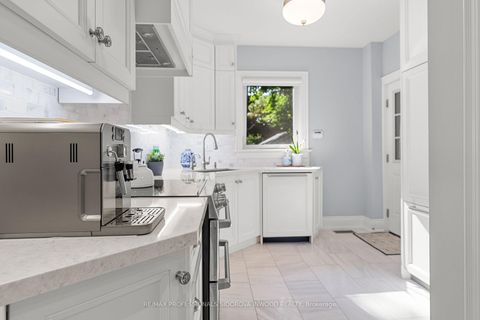 Photo 10 at 470 Runnymede Road, Bloor West Village, Toronto