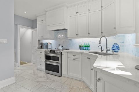 Photo 11 at 470 Runnymede Road, Bloor West Village, Toronto