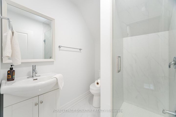 Photo 11 at 2015 Stanfield Road, Lakeview, Mississauga