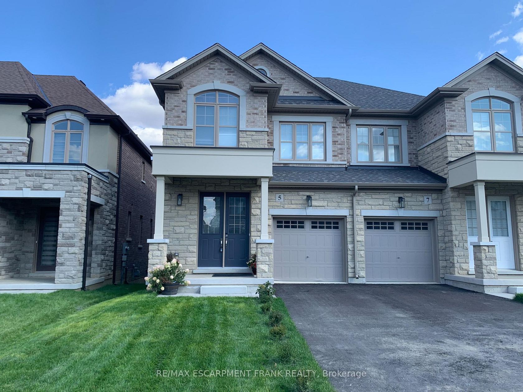 5 CHERRY BLOSSOM Heights, Sheldon, Hamilton 2