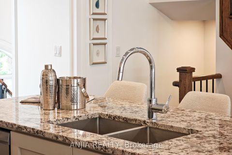 Photo 13 at 37 Duncombe Lane, South Richvale, Richmond Hill