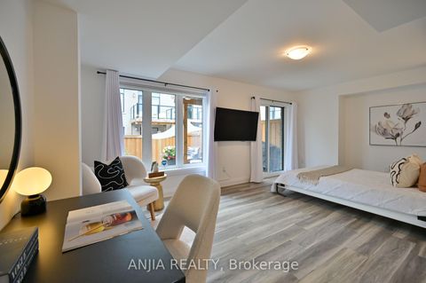 Photo 41 at 37 Duncombe Lane, South Richvale, Richmond Hill