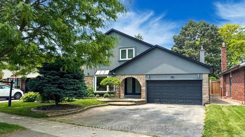 Photo 1 at 48 Avonwick Gate, Donalda, Toronto