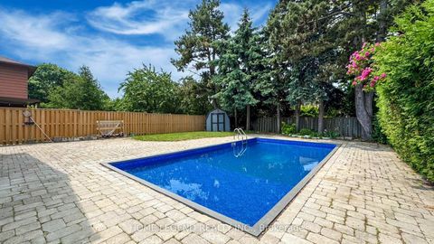 Photo 40 at 48 Avonwick Gate, Donalda, Toronto