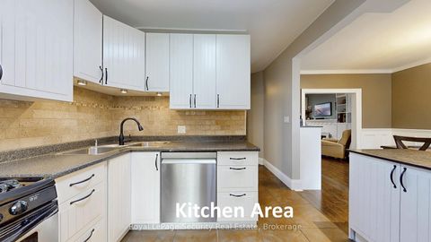 Photo 15 at 251 St Clair Avenue E, Moore Park, Toronto