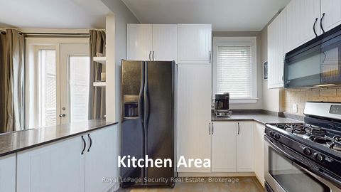 Photo 16 at 251 St Clair Avenue E, Moore Park, Toronto