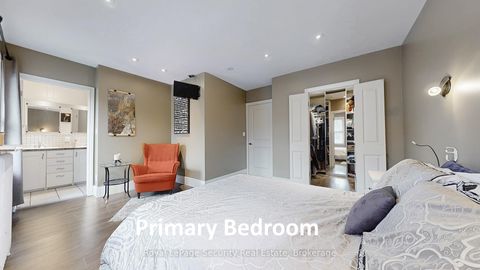 Photo 21 at 251 St Clair Avenue E, Moore Park, Toronto
