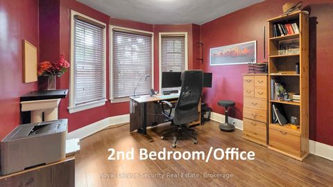 Photo 24 at 251 St Clair Avenue E, Moore Park, Toronto