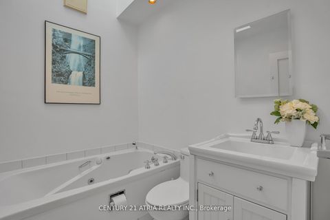 Photo 14 at 13 Sunnydale Drive S, Queensway, Toronto