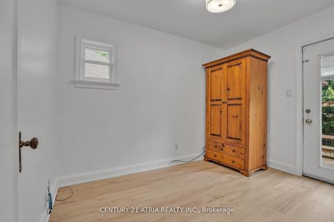 Photo 16 at 13 Sunnydale Drive S, Queensway, Toronto