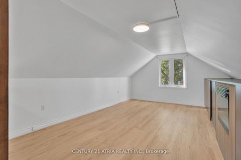 Photo 21 at 13 Sunnydale Drive S, Queensway, Toronto