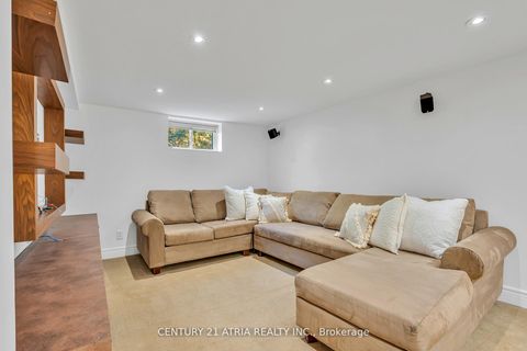 Photo 24 at 13 Sunnydale Drive S, Queensway, Toronto