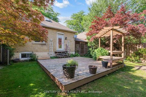 Photo 35 at 13 Sunnydale Drive S, Queensway, Toronto
