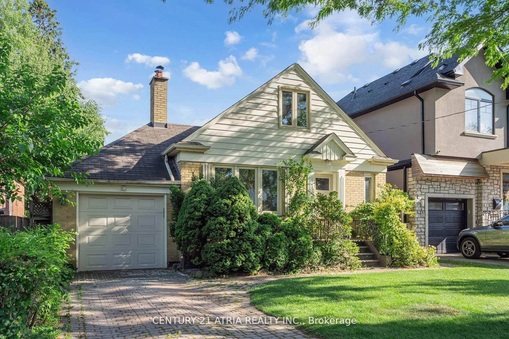 13 Sunnydale Drive S, Queensway, Toronto 