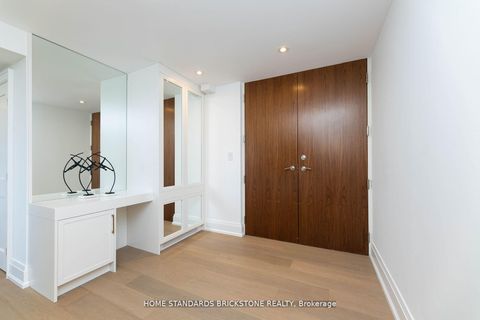 Photo 4 at 9D - 66 Collier Street, Moore Park, Toronto